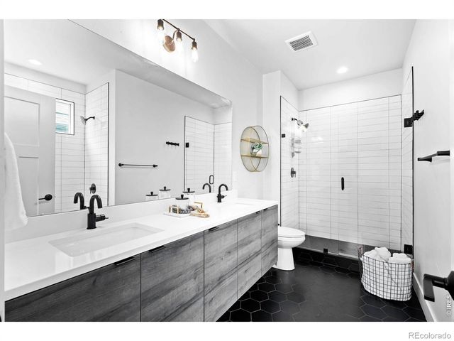 6295 King Court, Denver, CO 80221