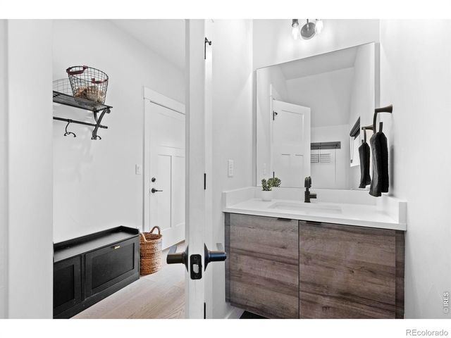6295 King Court, Denver, CO 80221