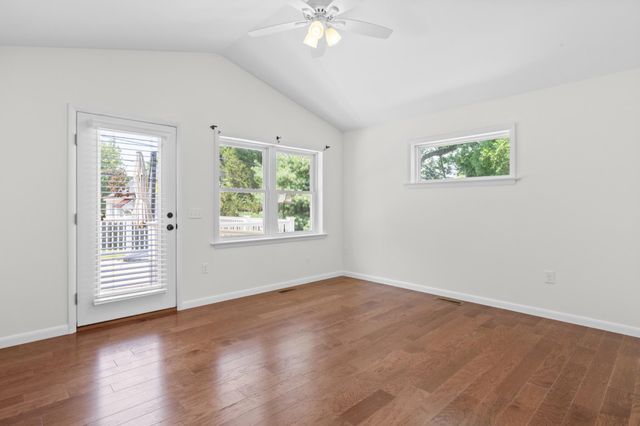 6 NOLAN DR, Malvern, PA 19355