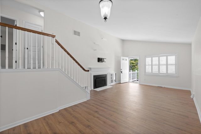 6 NOLAN DR, Malvern, PA 19355