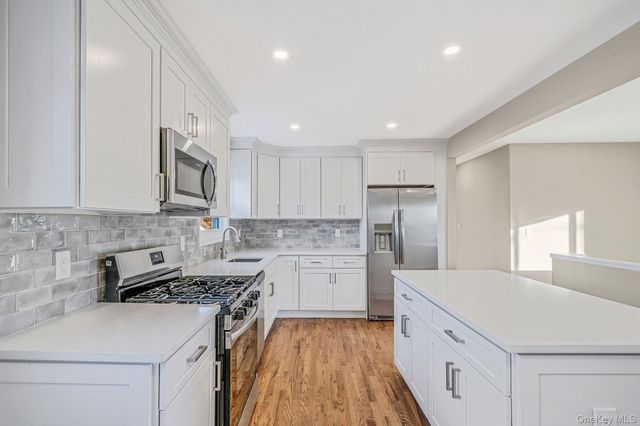 3 Bellrose Avenue, Centereach, NY 11720