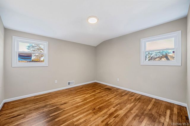 3 Bellrose Avenue, Centereach, NY 11720