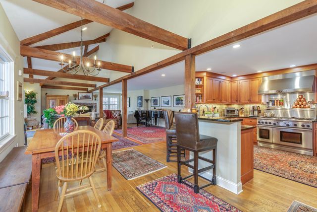 62 Elizabeth Lane, Hopkinton, NH 03229