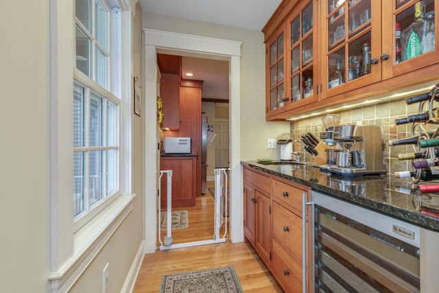 62 Elizabeth Lane, Hopkinton, NH 03229