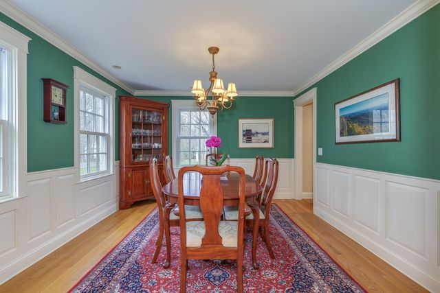 62 Elizabeth Lane, Hopkinton, NH 03229