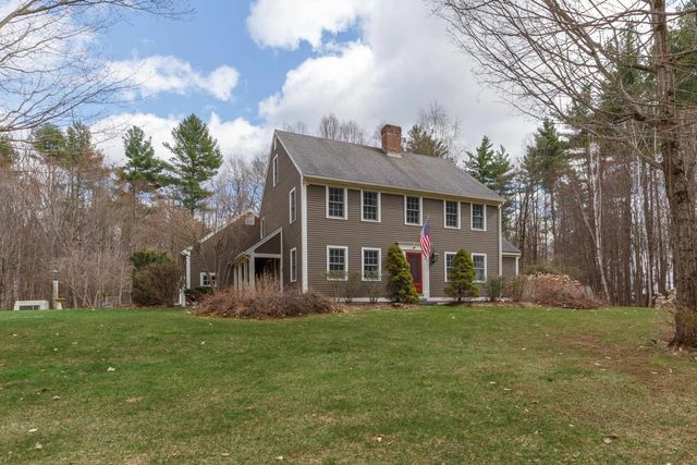 62 Elizabeth Lane, Hopkinton, NH 03229