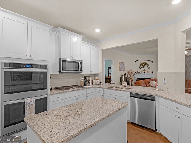 912 Dexter Drive, Stockbridge, GA 30281