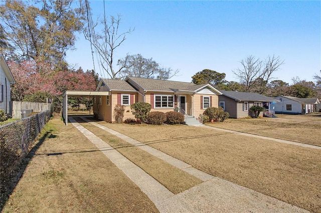 2258 Howell Avenue, Mobile, AL 36606