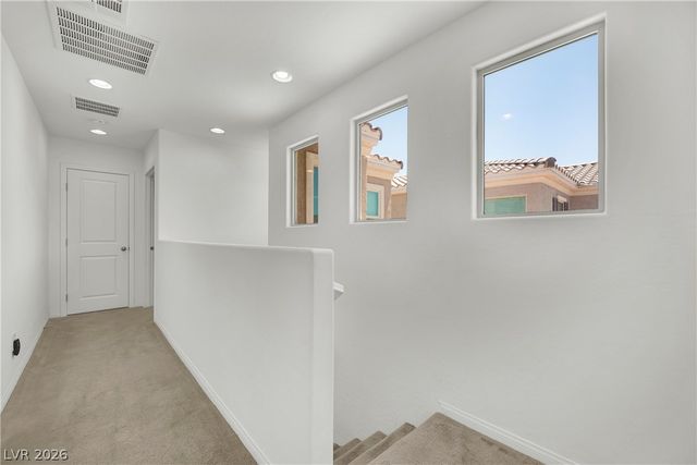 6648 Autumn Breeze Street, Las Vegas, NV 89148