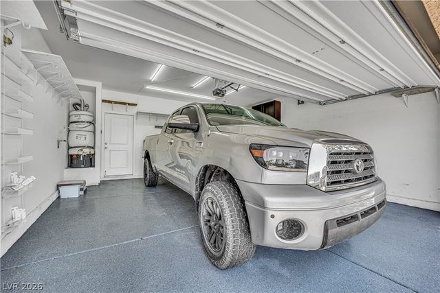 6648 Autumn Breeze Street, Las Vegas, NV 89148