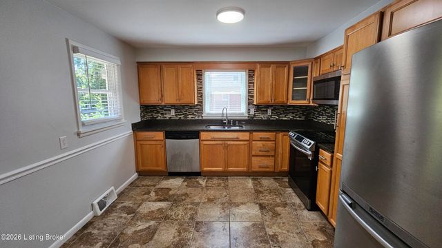 3131 Marlin Rd, Louisville, KY 40220