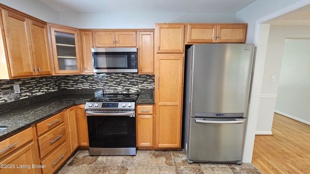 3131 Marlin Rd, Louisville, KY 40220