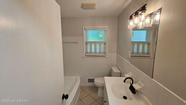 3131 Marlin Rd, Louisville, KY 40220