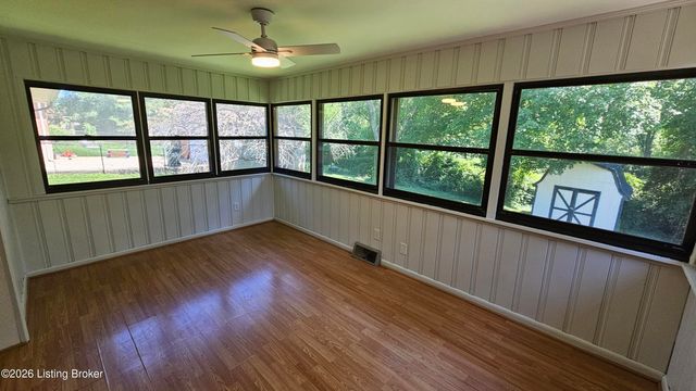 3131 Marlin Rd, Louisville, KY 40220