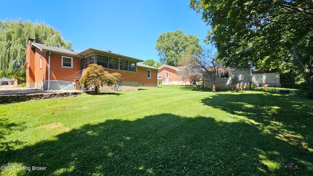 3131 Marlin Rd, Louisville, KY 40220
