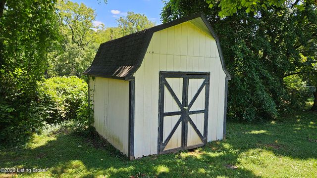 3131 Marlin Rd, Louisville, KY 40220