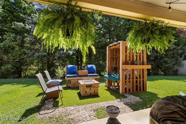 156 E Clearview Drive, Madison, MS 39110