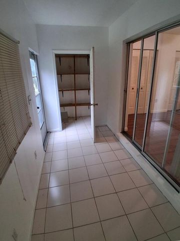 2878 Donnelly Drive 107, Lake Worth, FL 33462