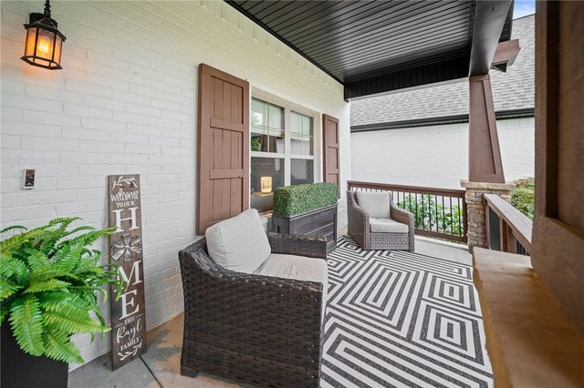 12175 Lost Oak Drive, Bentonville, AR 72712