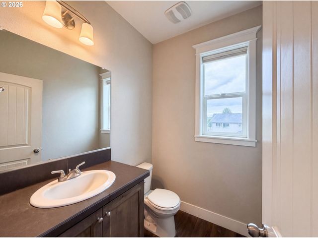 2958 Sw REDMOND HILL Rd, Mc Minnville, OR 97128