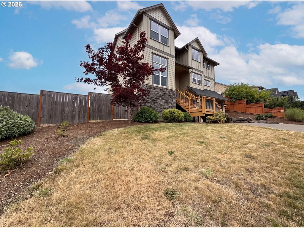 Image 16 of property listing at 2958 Sw REDMOND HILL Rd, Mc Minnville, OR 97128