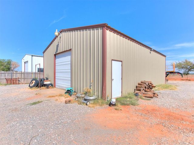 1868 County Road 1198, Tuttle, OK 73089
