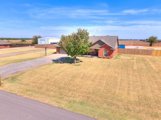 1868 County Road 1198, Tuttle, OK 73089