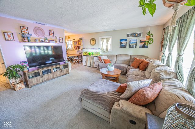 6520 W 15th Street, Indianapolis, IN 46214
