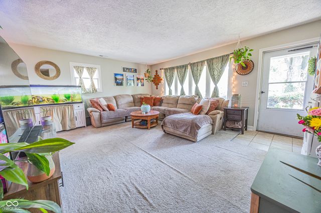 6520 W 15th Street, Indianapolis, IN 46214