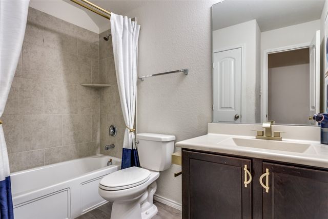 5841 Dew Plant Way, Fort Worth, TX 76123