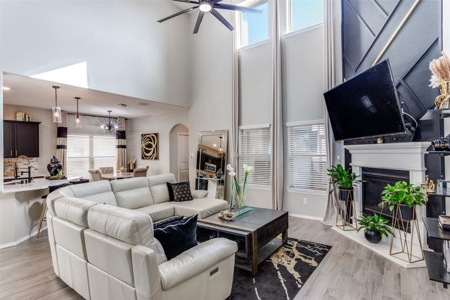 5841 Dew Plant Way, Fort Worth, TX 76123