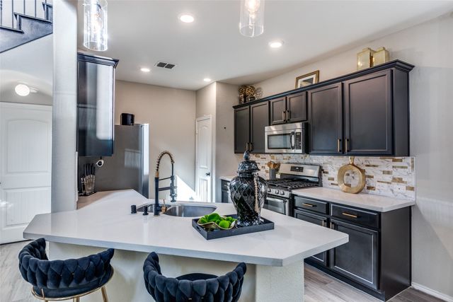 5841 Dew Plant Way, Fort Worth, TX 76123