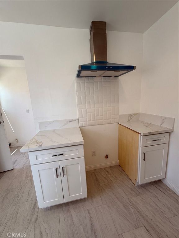 Image 17 of property listing at 1415 N Spring, Compton, CA 90221