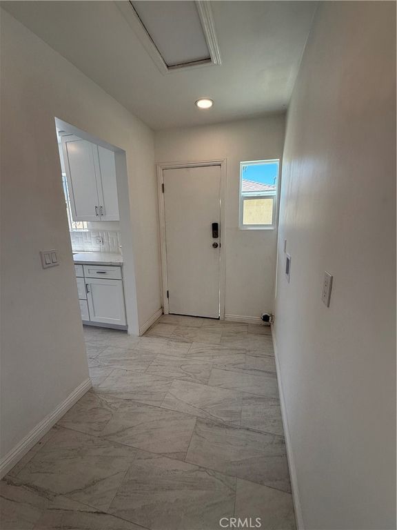 Image 21 of property listing at 1415 N Spring, Compton, CA 90221