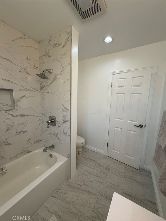 Image 25 of property listing at 1415 N Spring, Compton, CA 90221