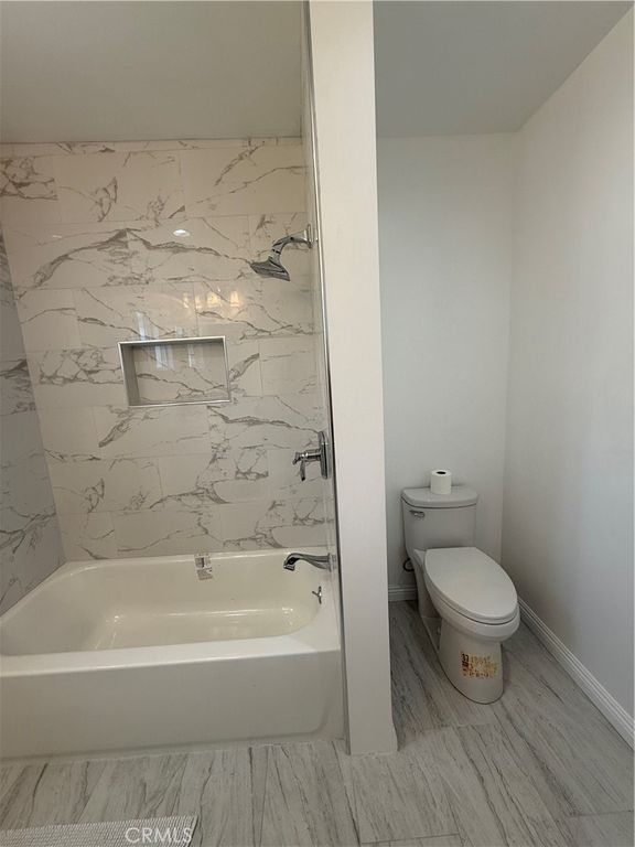 Image 26 of property listing at 1415 N Spring, Compton, CA 90221