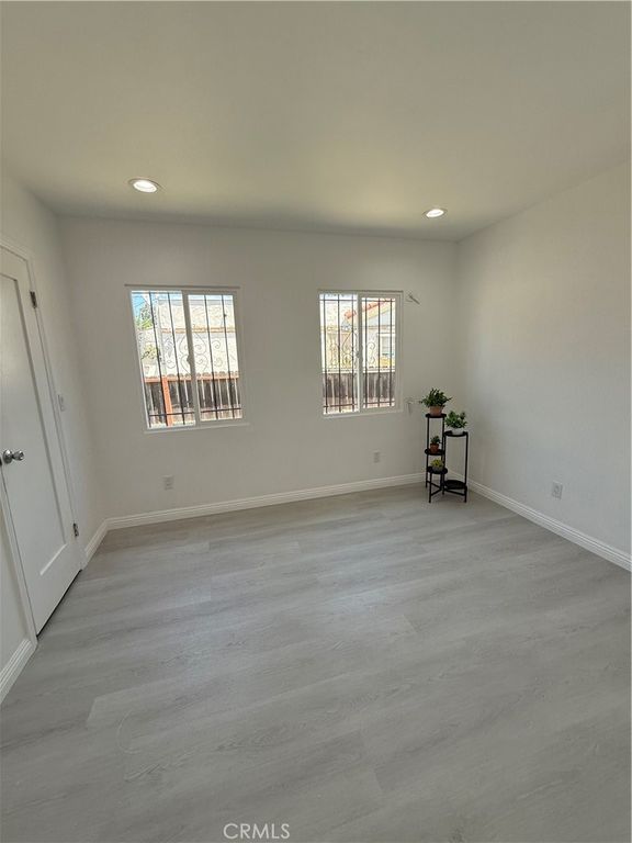 Image 29 of property listing at 1415 N Spring, Compton, CA 90221