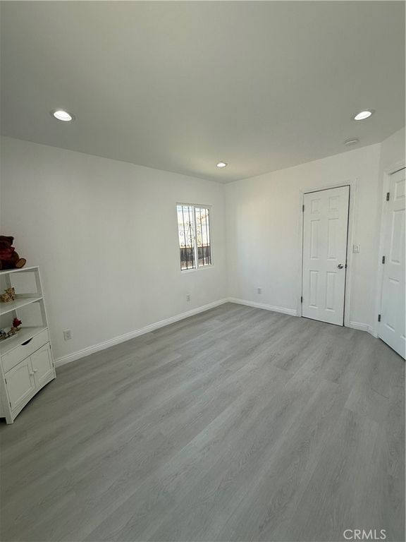 Image 34 of property listing at 1415 N Spring, Compton, CA 90221