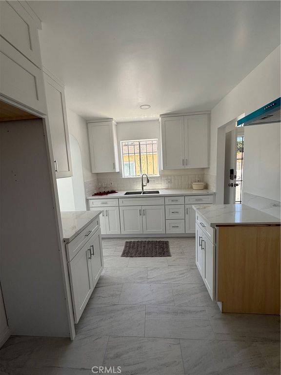 Image 41 of property listing at 1415 N Spring, Compton, CA 90221