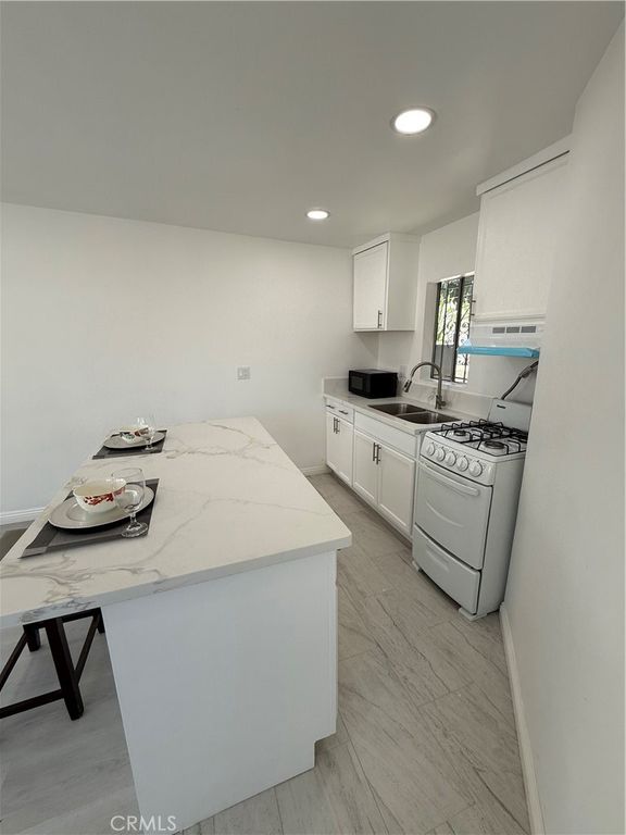 Image 57 of property listing at 1415 N Spring, Compton, CA 90221