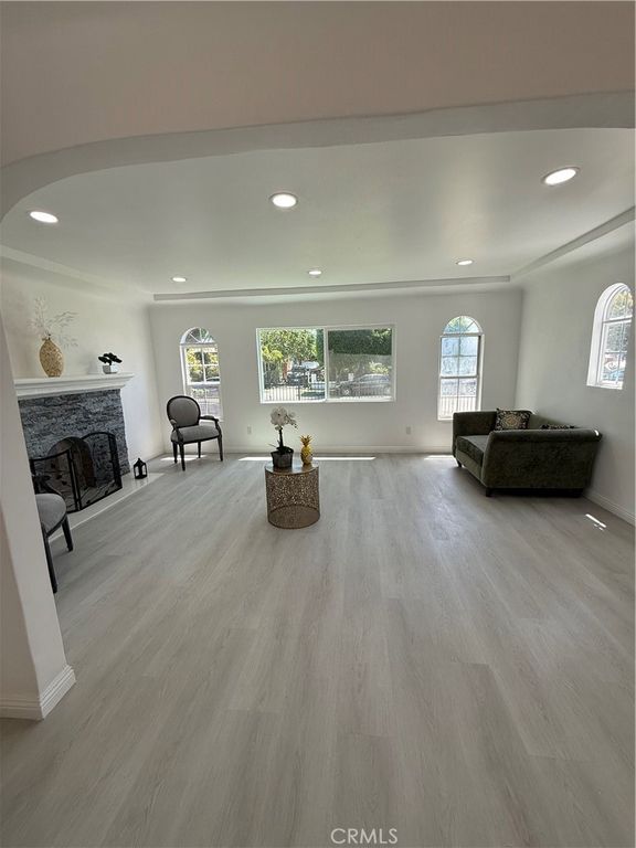 Image 6 of property listing at 1415 N Spring, Compton, CA 90221