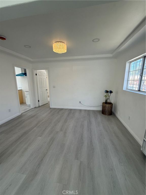 Image 7 of property listing at 1415 N Spring, Compton, CA 90221