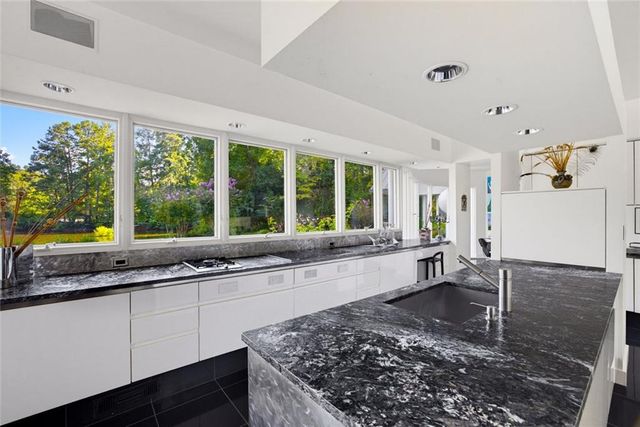 500 Franklin Road NE, Sandy Springs, GA 30342