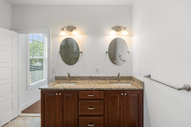 1 Margaret Place, Monmouth Beach, NJ 07750