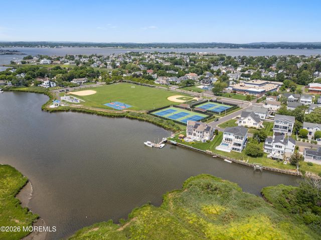 1 Margaret Place, Monmouth Beach, NJ 07750