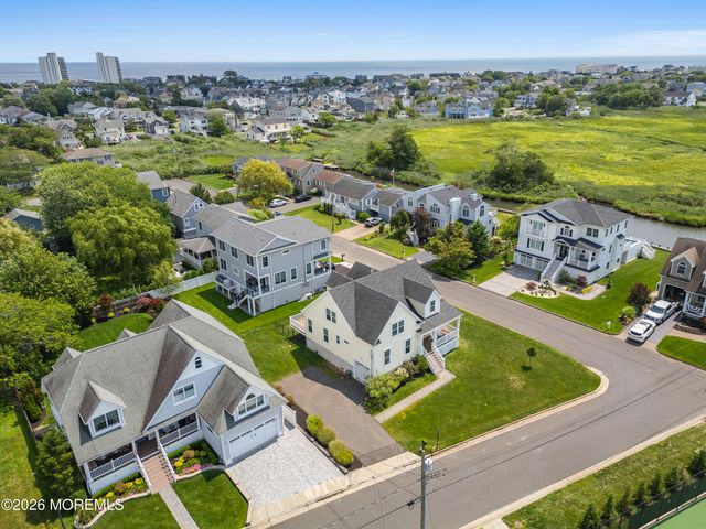 1 Margaret Place, Monmouth Beach, NJ 07750