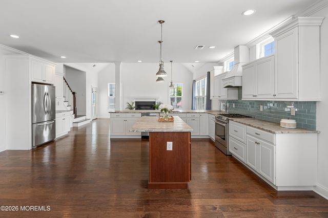 1 Margaret Place, Monmouth Beach, NJ 07750