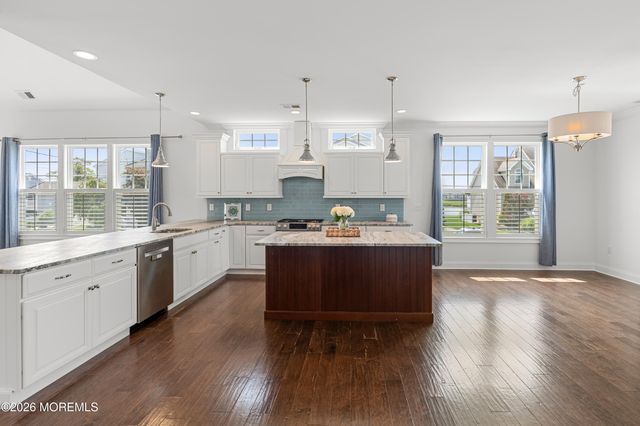 1 Margaret Place, Monmouth Beach, NJ 07750