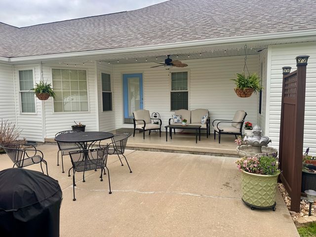 1106 Daybreak Drive, Marion, IL 62959
