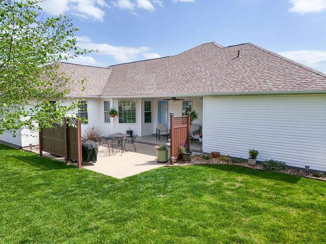 1106 Daybreak Drive, Marion, IL 62959